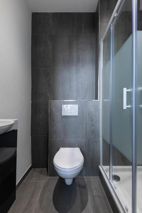 Iqs Rooms - Chambre Double Avec Salle De Bain Luxembourg Exterior photo